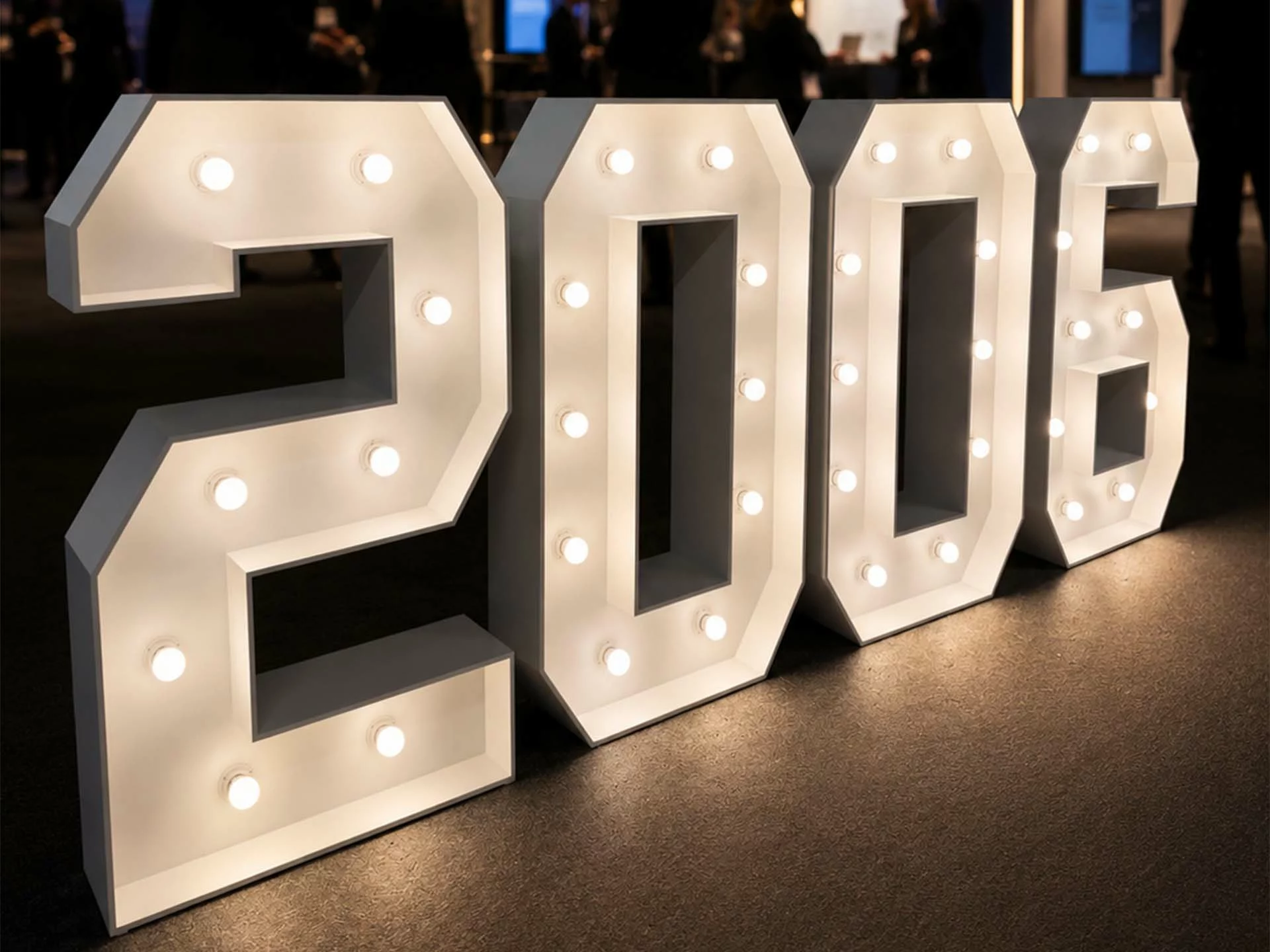 2006 – 120cm Lettres lumineuses InstantLed Chiffres 2006 lumineux de 1m20